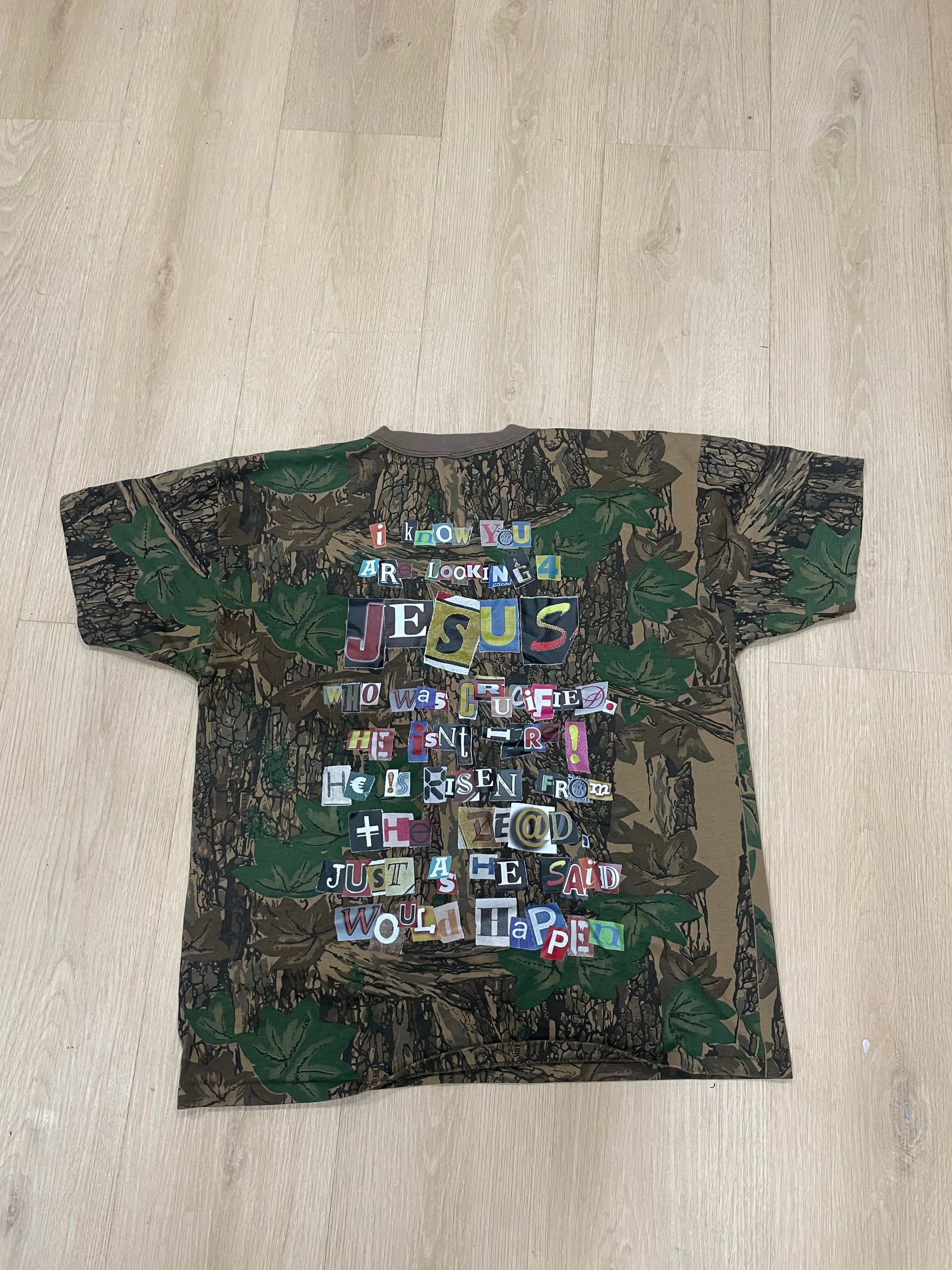 "He is Alive" Vintage Camo Tee - ALTAMAR