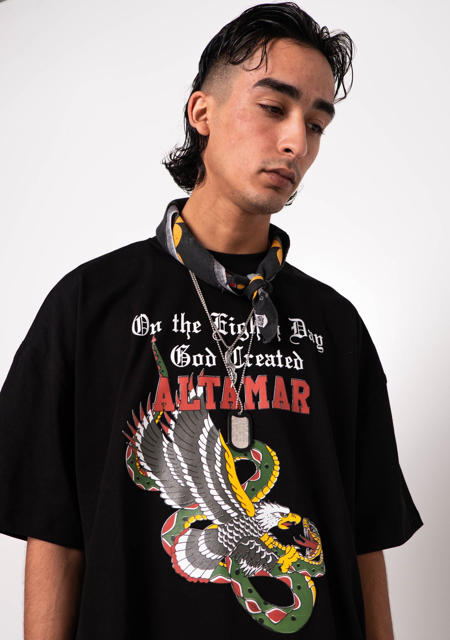 Black Oversized Graphic T-Shirt - ALTAMAR.LIFE